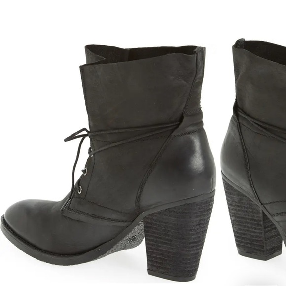 Steve Madden Shoes - 𝅺Steve Madden black leather Ravina boots block heel size 10